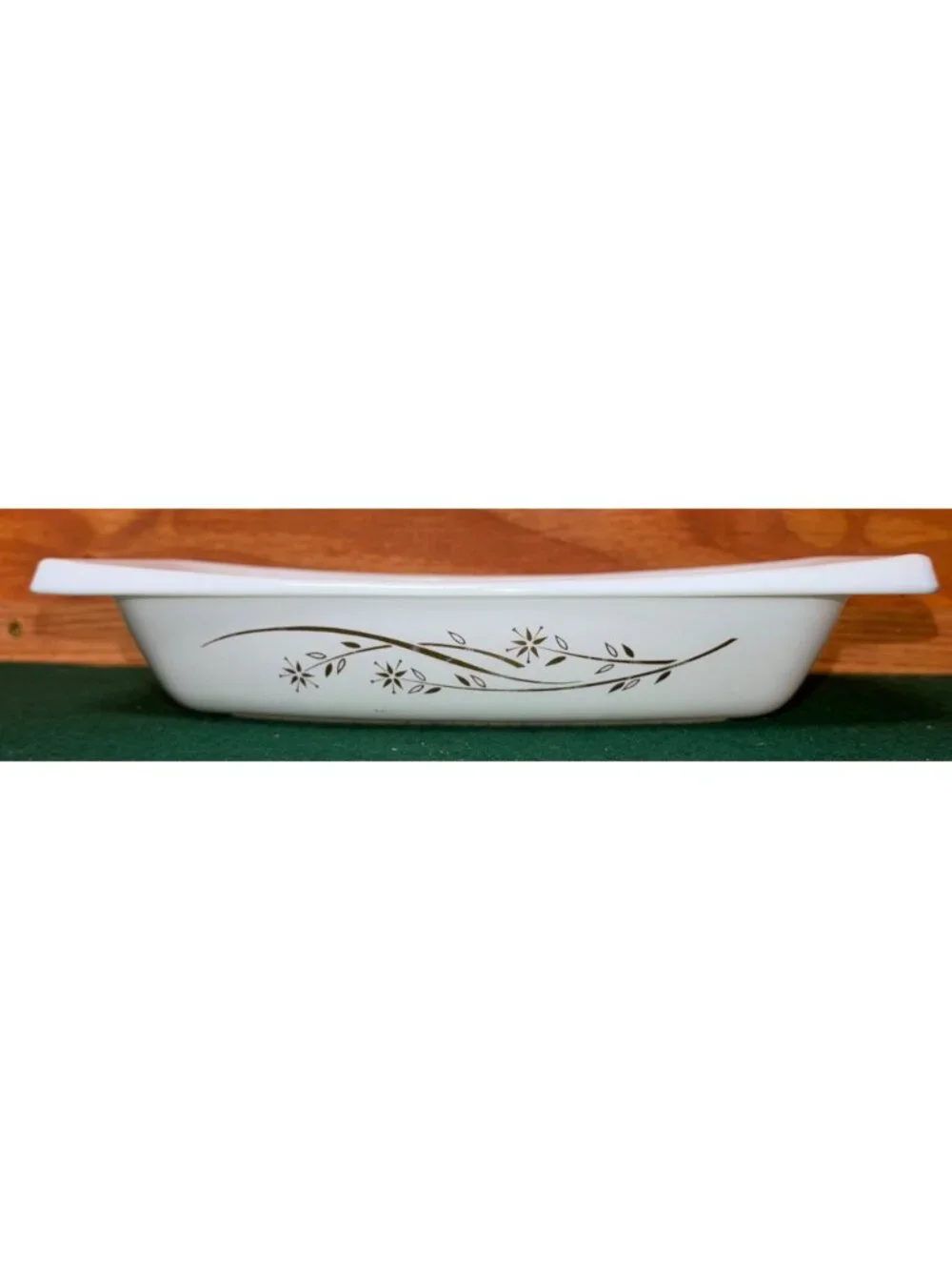 Vintage Pyrex Golden Honeysuckle 1.5 Quart Casserole Dish NO LID
